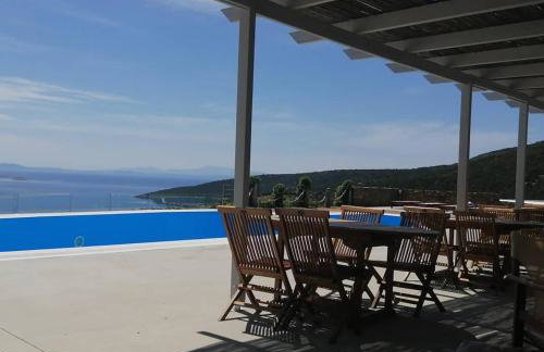 Celini Suites Hotel - Photo 2