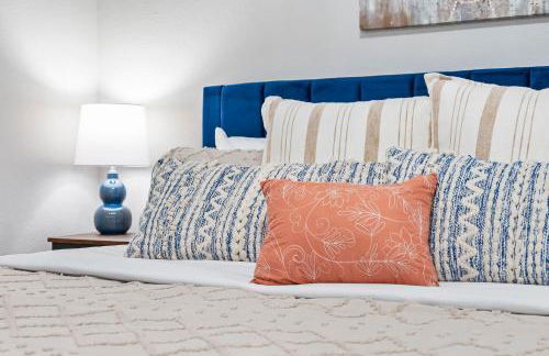 Private Hot Tub, Lake View, 28400 of Free Daily Tickets, Unique Floor Plan! - Foto $