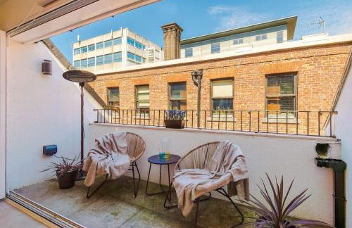 Incredible 3Bed Townhouse, Rooftop Patio, Sleeps 6 - Foto 11