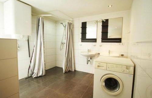 Monteurwohnung in Hohenstadt A8, ULM, GUENSTIG, WIFI, SMART TV - Foto 19