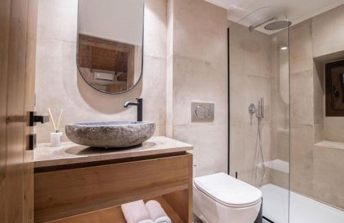 Villa Frontale - Restored Villa with Pool Perfect for 6 Nestled Next to a Traditional Olive Mill and Local Farms Offering Authentic Hospitality and Organic Delights By Villa Mana Gers - Foto 12