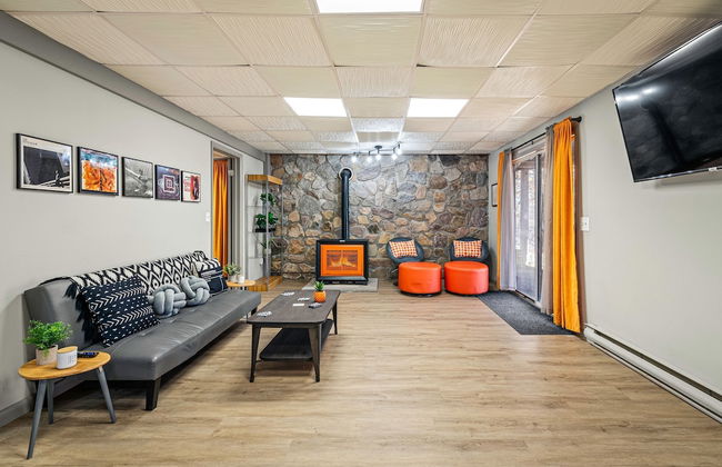 Emerald Bluff by Avantstay Lake Views Deck Fire Pit Game Room - Photo 12