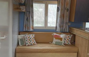 Mobil-home lumineux et climatisé avec piscine et jardin cadre paisible pour famille ou couple - Foto 5