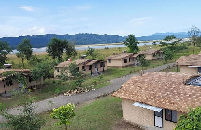 Nana Jungle Resort Near Chitwan National Park - Foto 1