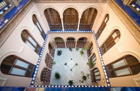 EXCLUSIVE TRIPLEX WITH PRIVATE TERRACE - Photo 41