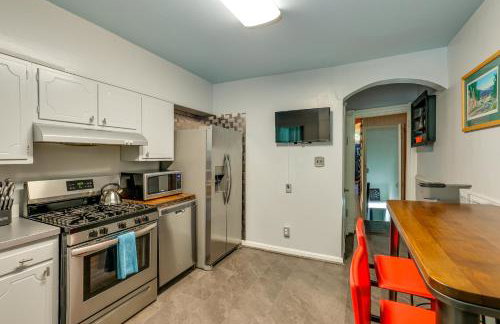 Historic Georgetown Townhome: Walkable Location! - Photo 14