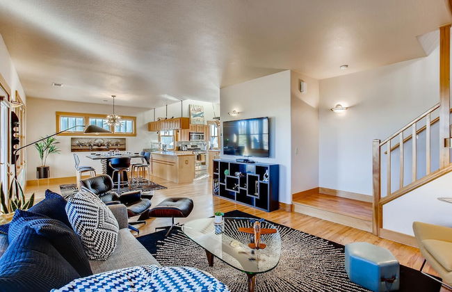 Brilliant Posh Home - Backs to Poudre River Trail - Foto 20