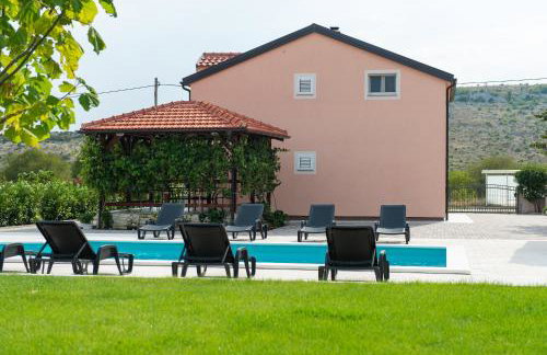 Villa Verbena - Photo 36