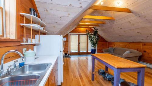 Bright and Cozy Treehouse Apartment - Foto 3