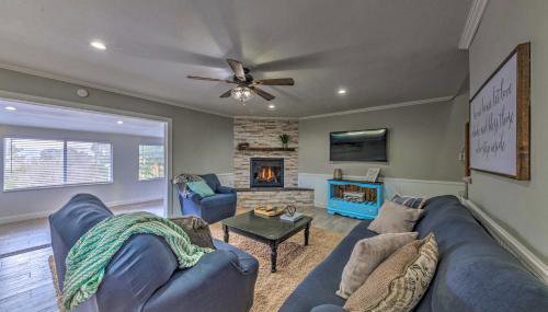 Mtn Escape with Deck and Views - Near Race Track! - Foto 4