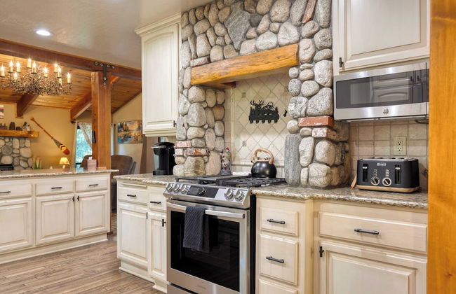 Dream Catcher by Avantstay Deck, Fire Pit, Movie Theater, Game Garage - Foto 6