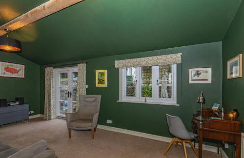 Dulcote Gem 3 Bed 3 Bath Parking & Cathedral Views - Photo 43