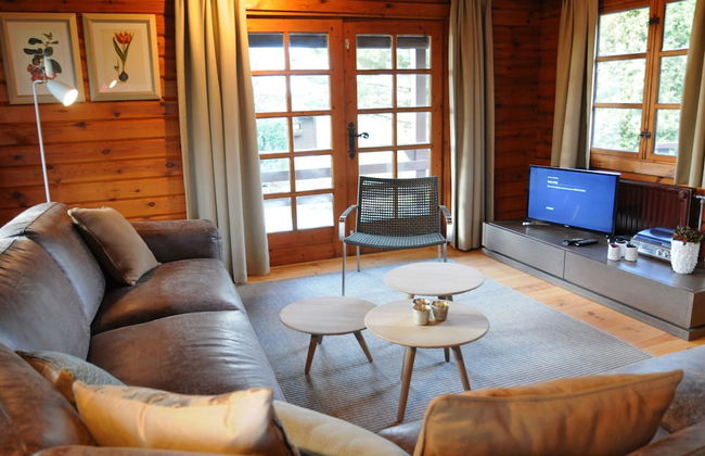 Traditional Chalet with Sauna, Spa Tub, & Relaxation Space near La Roche - Photo 9
