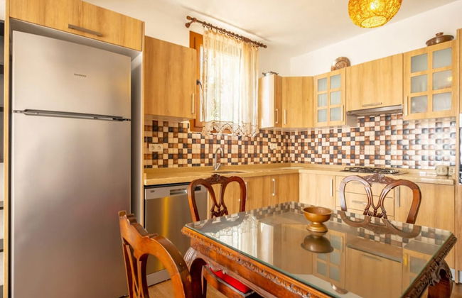 Impressive House Near Paradise Bay in Bodrum - Photo 6