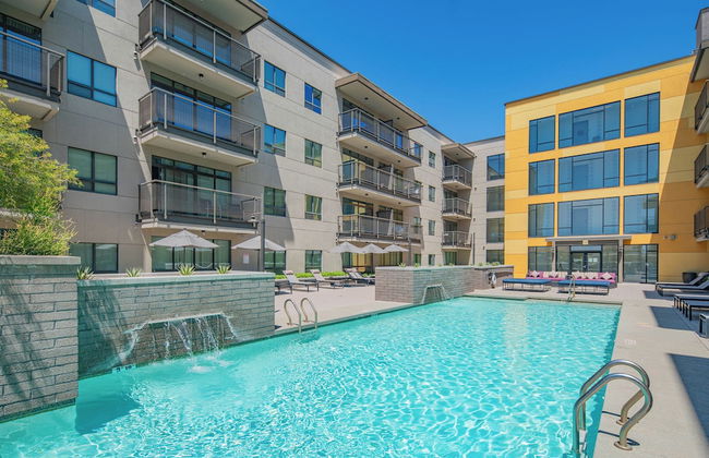 ROVE LIVING/KL - Iluminate - Foto 1