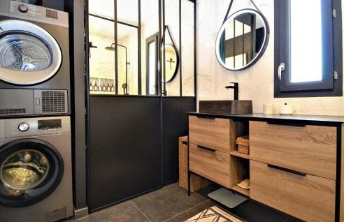 3 Bedroom Amazing Home In Montfavet - Photo 23