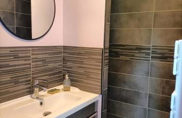 LE BRON ACCUEIL - TOPDESTINATION-LYON - Foto 5