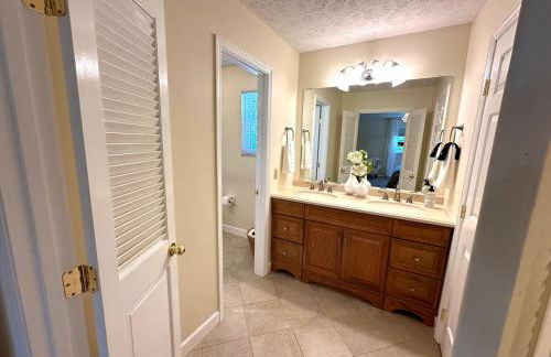 Mason Ohio Home large private yard firepit game room - Foto 28