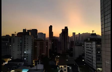 Moderno Apto no Gonzaga a UMA quadra da Praia - Foto 13