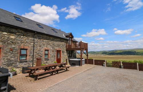 Llwyngwinau Isaf Barn - Foto 27