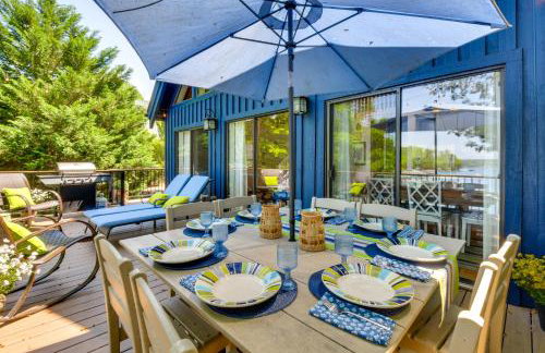 Beautiful Lake Keowee Home with Boat Dock and Fire Pit - Foto 33