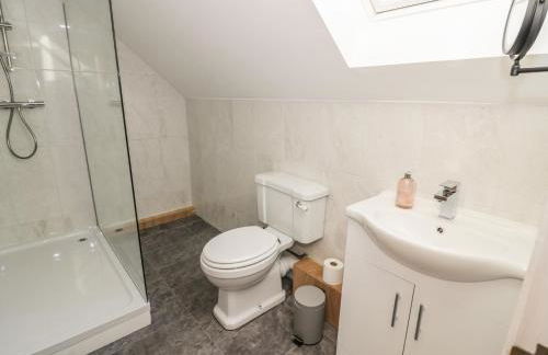 Lea Farm House - Photo 26