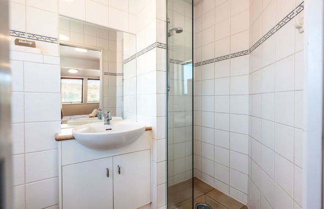 Onetangi Beach Apartments - Photo 54