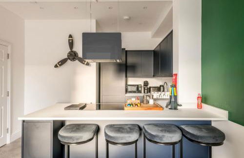 Modern Spitfire with FREE PARKING by Prescott Apartments - Foto 9