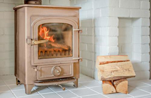 Henrow House Lymington 4 Bed Detached Home with Hot Tub - Foto 12