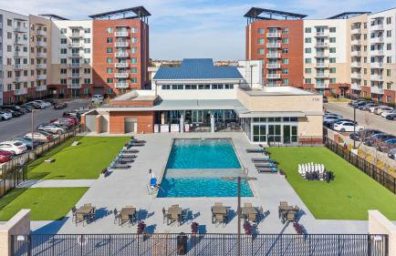 Lodgeur Denton - next to Rayzor Ranch, hospitals, close to UNT - Foto 29