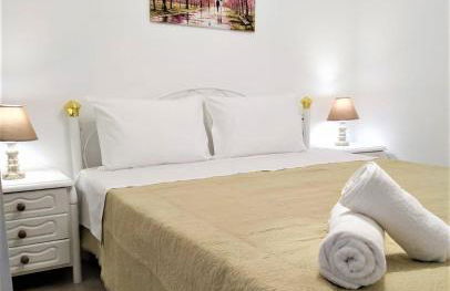 Olive, Village house in central Crete - Photo 1