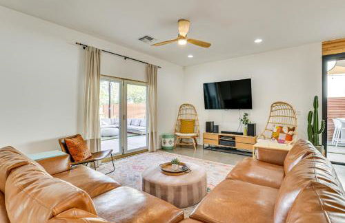 Backyard Oasis with Pool! Family Getaway in Phoenix - Foto 4