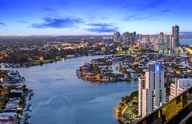 Circle on Cavill - Wow Stay - Photo 16