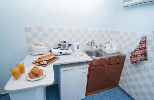 Dina Studios - Photo 45