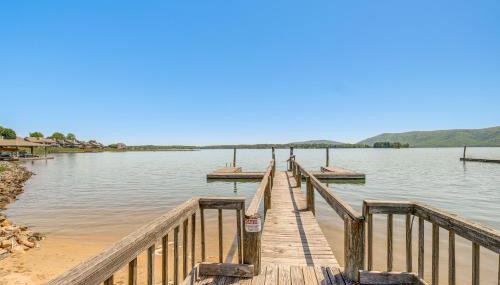 Sun-Filled Condo with Smith Mountain Lake Views - Foto 3