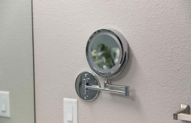 Chic Apt w Jacuzzi Pool BBQ Mountain Views - Foto 22