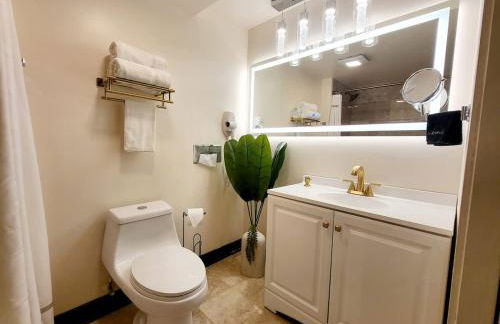 Polynesian Koi Pond Gardens Condo in Hilo w pool - Foto 13