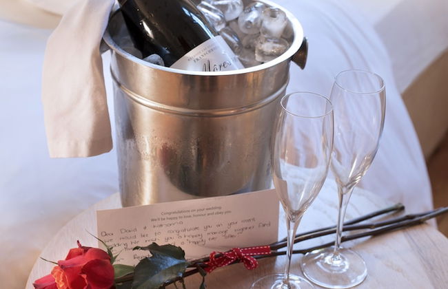 More Quarters Hotel - Photo 15