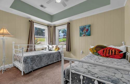 Lakefront Getaway - Dock, Pool, Sunset, Games - Foto 39