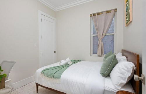 Travelers Dream that's Mins to NYC having Game Room and Parking - Foto 9