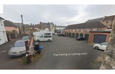 Modern 2BR Apartment - Prime Location Near Beach & Town - Sleeps 5 - Foto 30