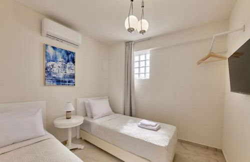 New cozy apartments in Crete Coast with pool and dining area - Photo 53