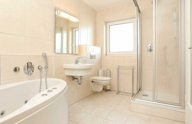 6 Person Holiday Home in Grossenbrode - Foto 9