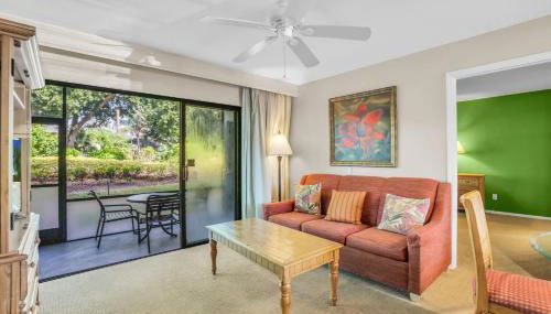 Walk From Lanai to Pool and More - Photo 1