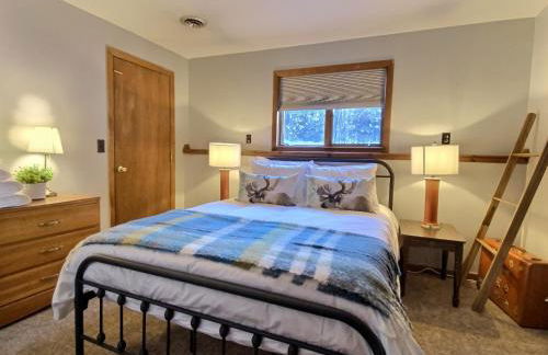 The Big Lebearski - AC, Grill, Fire Pit, Hot tub! - Foto 24