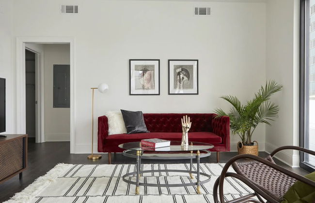 Roami at St. Charles - Photo 16