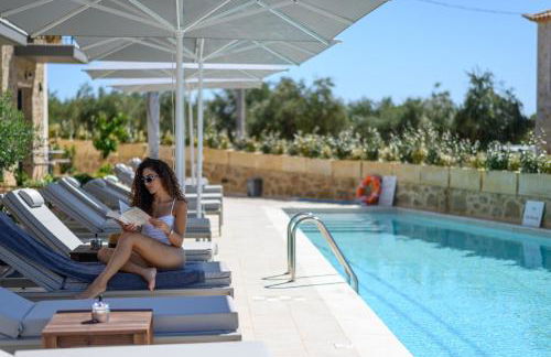 Kannas Mani Luxury Suites -Adults Friendly 14 Plus - Photo 6