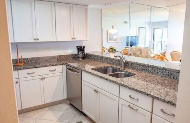 Pelicans Roost Gulf Front Condos - Foto 5