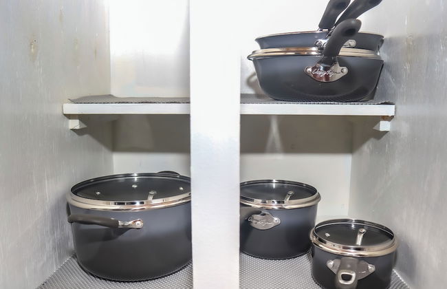 Downtown Cozy 2 BR Apt - 4min drive MardiGras Park - Photo 11