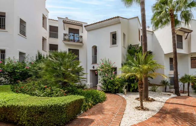 2 Bedrooms - Sleeps 4 - Garden and Pool With View - Photo 35